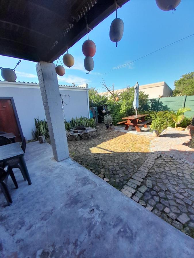 Whalers Guest House Hermanus Extérieur photo