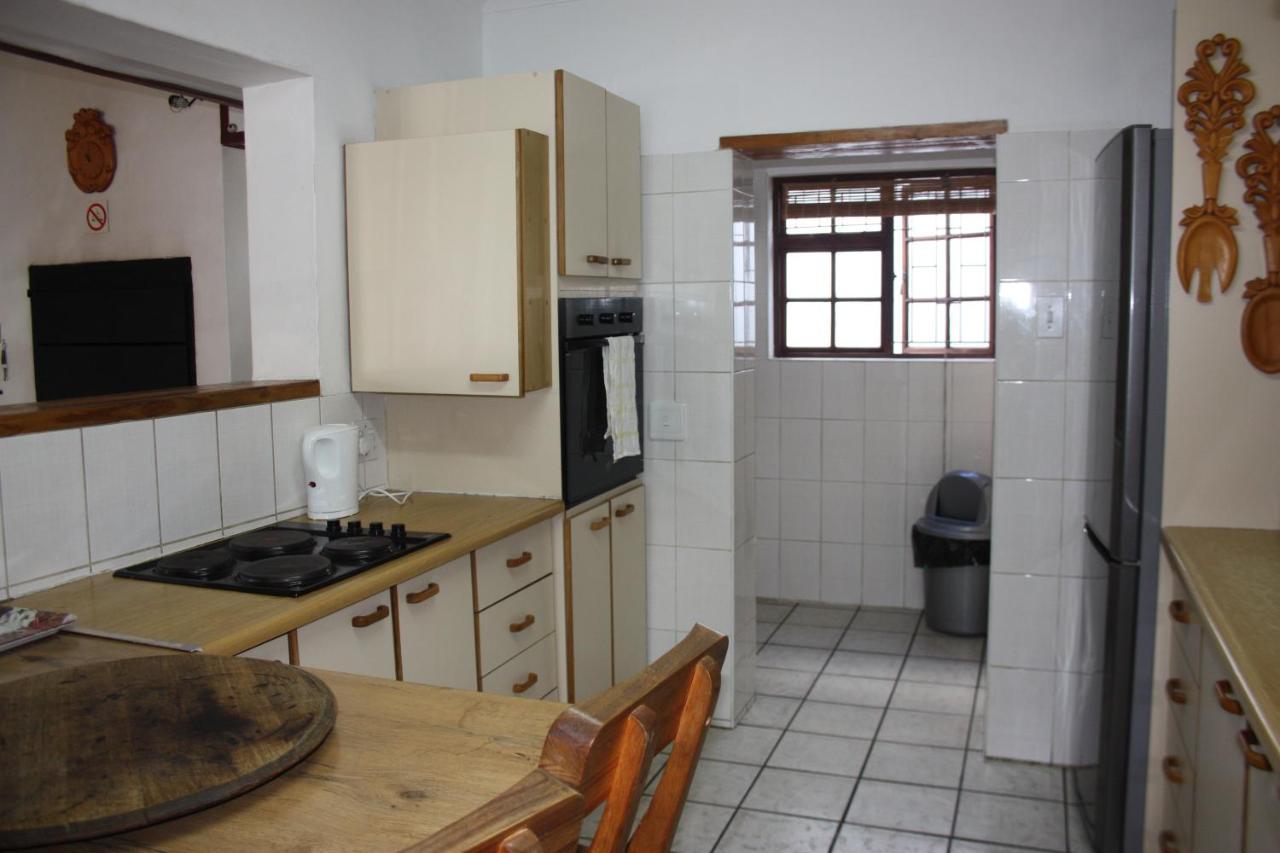 Whalers Guest House Hermanus Extérieur photo